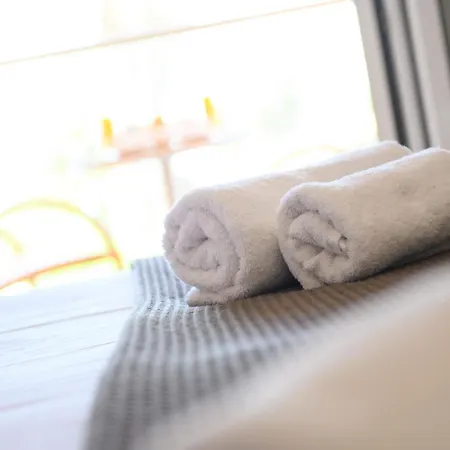 Penelope Hotel Mpoukaris